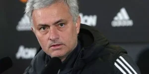 HLV Jose Mourinho